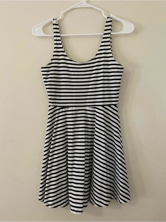 Victoria's Secret Dresses & Skirts - Victoria's Secret PINK Black & White Striped Sleeveless Mini Dress